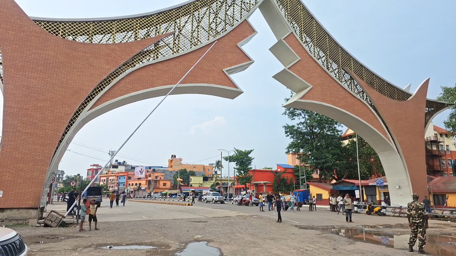 भैरहवा भंसार कार्यालय में मैन्युअल प्रक्रिया से शुरू हुआ काम