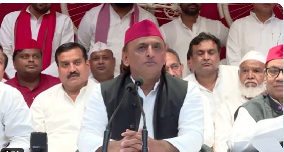 जिस बुलडोजर से पार्टी कार्यालय गिरेगा वही ढूंढकर उनका भी स्मारक लेकर चला जाएगा…भाजपा सरकार पर जमकर बरसे अखिलेश यादव