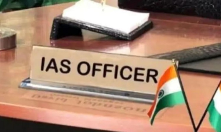 अपने विभाग के कैबिनेट मंत्री की भी नहीं सुनते थे ये IAS अफसर, सरकार ने अपर मुख्य सचिव बनाकर दिया इनाम!