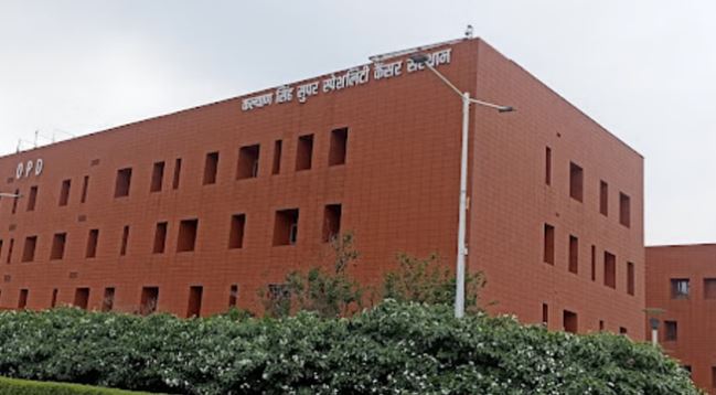 जिसमें इंटरव्यू भी नहीं दिया, उस डॉक्टर की कल्याण सिंह कैंसर संस्थान में हो गई नियुक्ति…अब उठने लगे कई सवाल