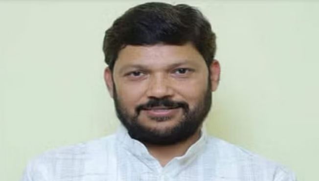 ‘अशोक लाट’ को तोड़े जाने पर सांसद नीरज मौर्य ने गृहमंत्री को लिखा पत्र, कहा-दोषियों पर हो कार्रवाई