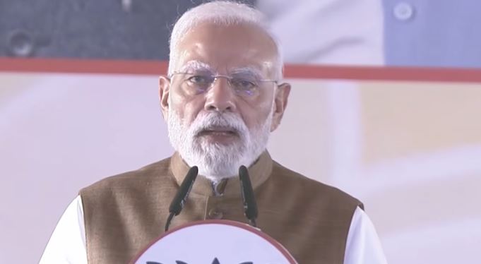 हमने बड़े-बड़े घोटालों से देश को मुक्ति दिलाकर भ्रष्टाचार के खिलाफ निर्णायक जंग का विश्वास जगाया: पीएम मोदी