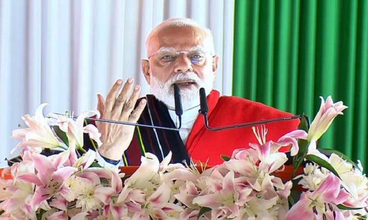 मैं सभी संगठनों से अपील करूंगा कि शांति के रास्ते पर आगे बढ़कर अपने सपनों को करें पूरा…मणिपुर में बोले पीएम मोदी