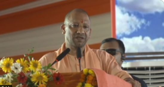 पर्व और त्योहारों के समय माहौल खराब करना स्वीकार्य नहीं, अगर किसी ने दुस्साहस किया तो उनको भारी कीमत चुकानी पड़ेगी: सीएम योगी