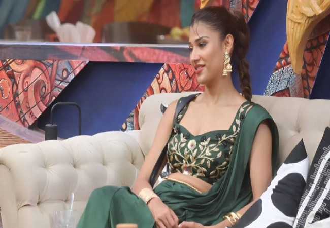 Bigg Boss 19 Update:बिग बॉस 19 का चौथा हफ्ता शुरू , इस बार एविक्शन से प्रणित मोरे हुए सेफ