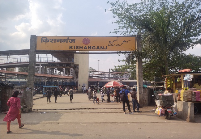 नव-विवाहिता की खुबसूरती देख सात लोगों ने किया गैंगरेप, सुबह बेहोशी की हालत में मिली महिला