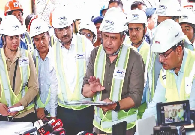 अगले साल सूरत से बिमिमोरा तक दौड़ने लगे गी बुलेट ट्रेन- रेल मंत्री अश्विनी वैष्णव