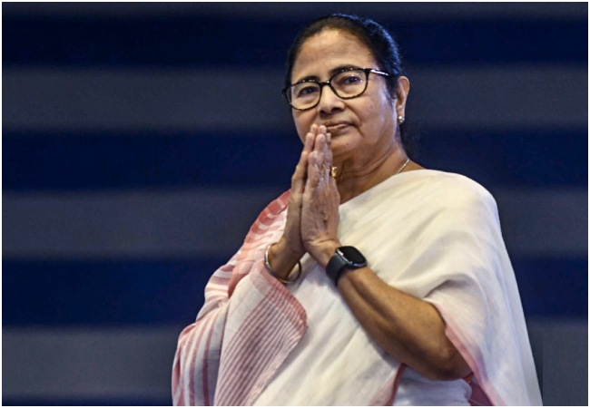 चुनाव आयोग के SIR ऐलान से पहले ममता बनर्जी का बड़ा एक्शन, राज्य की नौकरशाही में किया फेरबदल