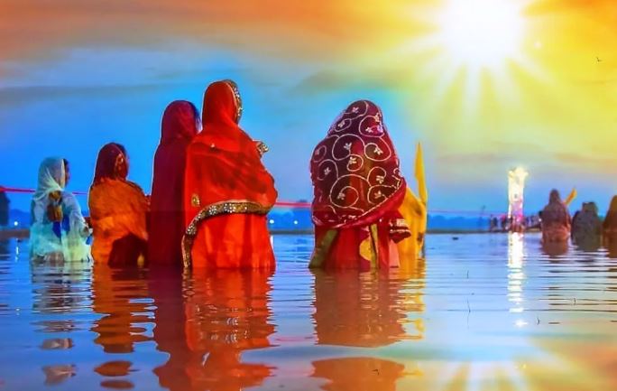 Chhath Puja 2025 :  लोक परंपरा का महापर्व है छठ पूजा, जानें क्यों मनाया जाता है