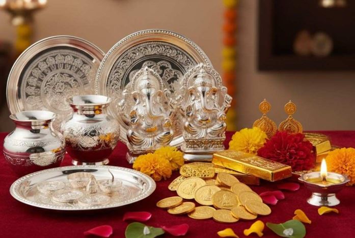 Dhanteras Daan mistake : धनतेरस पर भूलकर भी दान न करें ये चीजें , न दें उधार, रूठ जाएंगी मां लक्ष्मी