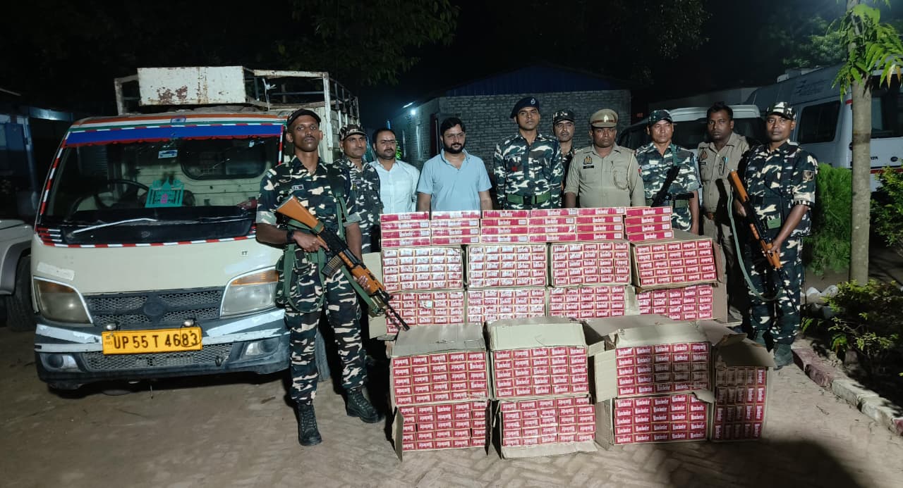 सोनौली बॉर्डर पर 16 लाख की विदेशी सिगरेट जब्त, पिकअप वाहन सीज