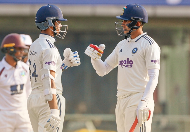 IND vs WI Stumps: यशस्वी जायसवाल दोहरे शतक के करीब, स्टंप्स तक भारत का स्कोर 318/2