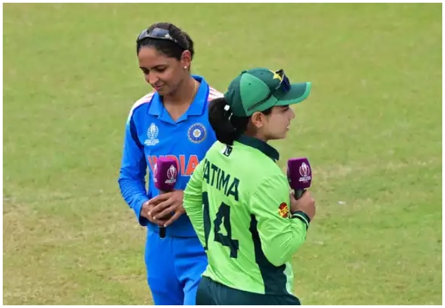 Video: भारत-पाक मैच के टॉस में हुई बेईमानी! रेफरी की गलती से पाकिस्तान ने जीता TOSS