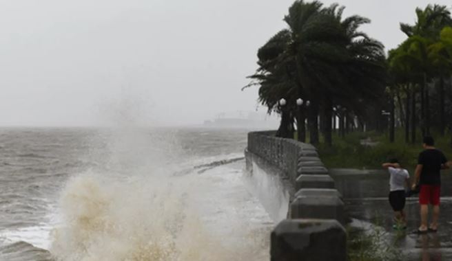 Jamaica Hurricane Melissa : जमैका में तूफान मेलिसा का कहर , 300 किमी प्रति घंटे की रफ्तार ने ली 7 की जान