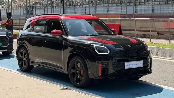 MINI JCW Countryman All 4 :  मिनी जेसीडब्ल्यू कंट्रीमैन ऑल 4 लॉन्च , जानें रफ्तार और शक्तिशाली इंजन
