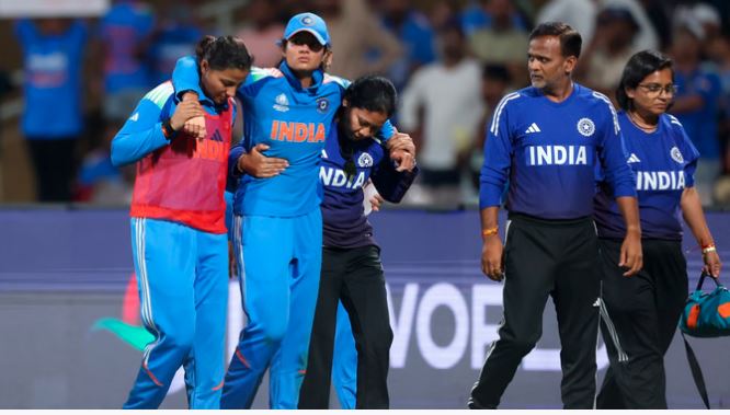 Womens World Cup 2025 : प्रतिका रावल महिला विश्व कप से आउट, ऑस्ट्रेलिया के खिलाफ सेमीफाइनल मैच से पहले भारत को बड़ा झटका