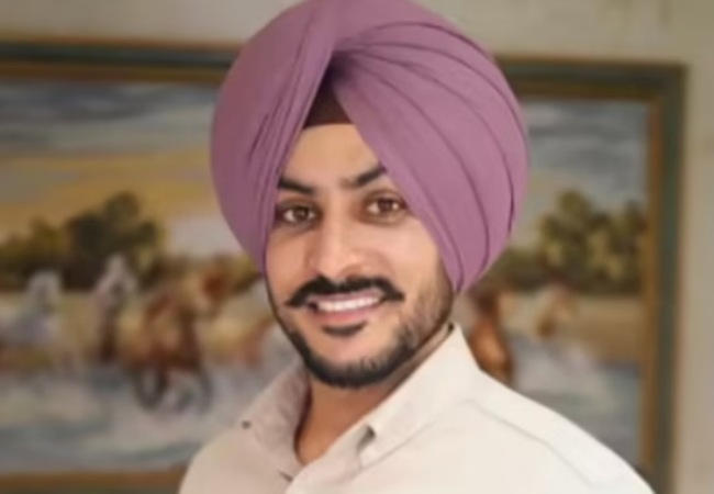 पंजाबी गायक राजवीर जवंदा का निधन, मोहाली में 11 दिन से चल रहा था इलाज, मनोरंजन जगत में शोक की लहर