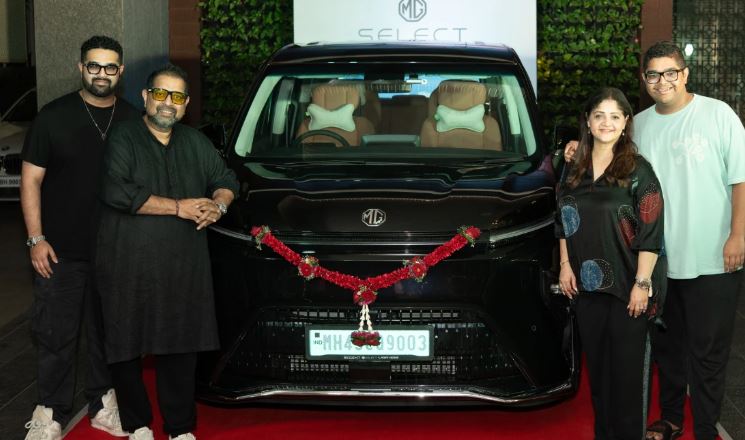  Shankar Mahadevan MG M9 Luxury EV : म्यूजिशियन शंकर महादेवन ने खरीदी MG की ये कार , कीमत और रेंज बेमिसाल