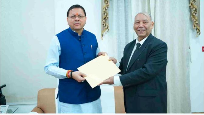 UKSSSC Paper Leak Case : जांच आयोग ने मुख्यमंत्री धामी को सौंपी अंतरिम रिपोर्ट , उत्तराखंड सरकार ने रद्द की परीक्षा