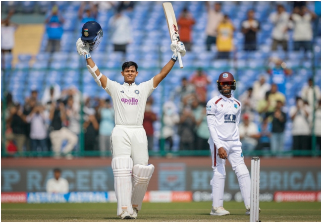 Yashasvi Jaiswal 7th Test 100: वेस्टइंडीज के खिलाफ यशस्वी जायसवाल का शानदार शतक, भारत का स्कोर 200 के पार