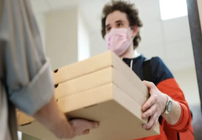 Viral video: फूड डिलीवरी एप में कमियां निकालकर 2 साल तक फ्री में खाया खाना, कंपनी को लगाया 21 लाख का चूना