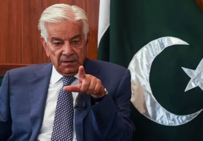 ‘भारत की गोद में जा बैठा तालिबान’, पाकिस्तान रक्षा मंत्री ने दिया बड़ा बयान , बोले ” खत्म हो गए सारे रिश्ते