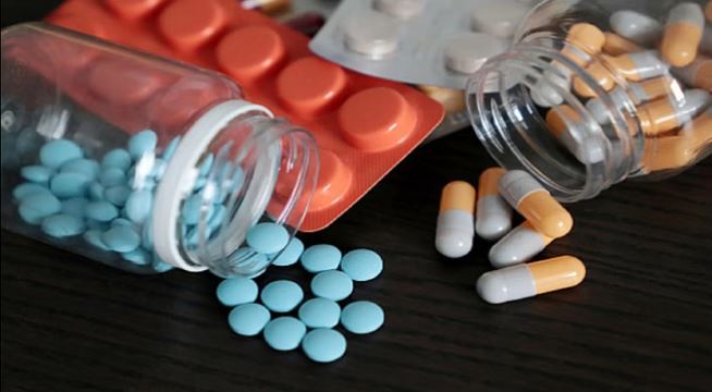 दवा माफिया और अधिकारियों के सिंडिकेट में फंसा ‘स्वास्थ्य विभाग’, इनके कुचक्र में फंसकर सबकुछ गंवा रहे आम लोग