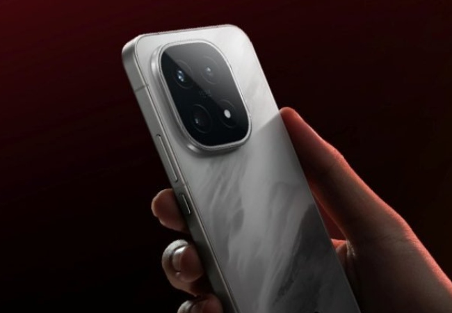 iPhone 17 को टक्कर आ रहा iQOO 15, अगले महीने भारत में लॉन्च होने से पहले स्पेक्स का खुलासा