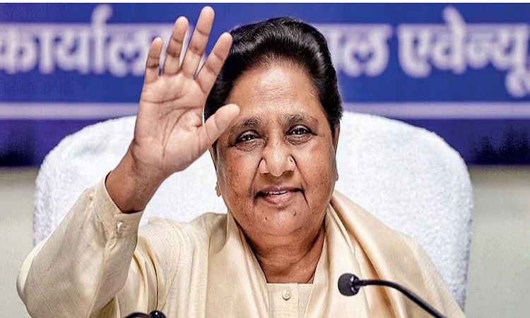 मायावती के बयान पर सपा सांसद का पलटवार, बसपा को बताया भाजपा की बी टीम, कहा-दलितों पर हो रहा अत्याचार, सुविधावादी राजनीति छोड़े