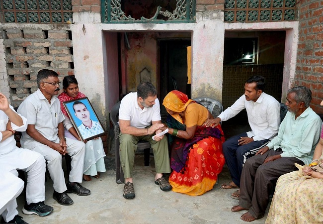 यूपी में हरिओम वाल्मीकि की नृशंस हत्या ने पूरे देश की अंतरात्मा को झकझोर दिया : राहुल गांधी