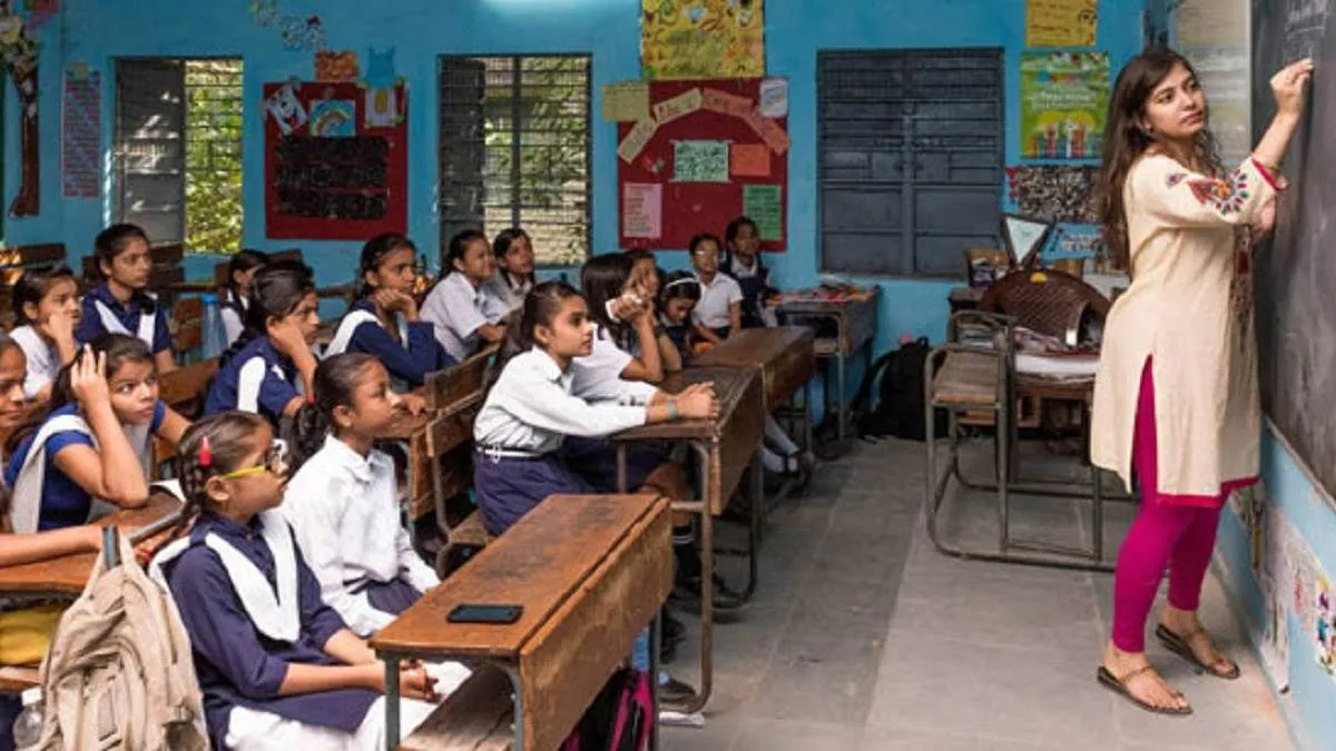 यूपी में माध्यमिक विद्यालयों में आयोजित होगा करियर काउंसलिंग सत्र, विभाग ने सभी जिलों को भेजा निर्देश