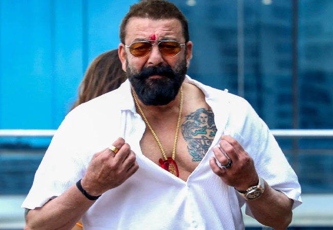 Sanjay Dutt: ‘नायक नहीं, नालायक है तू’ RSS की तारीफ करने पर संजय दत्त पर आग बबूला हुए कांग्रेस नेता