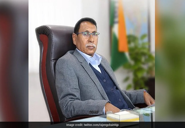 असम में भाजपा को लगा तगड़ा झटका, चार बार के सांसद और पूर्व मंत्री राजेश गोहेन और 18 नेताओं ने दिया भाजपा से इस्तीफा