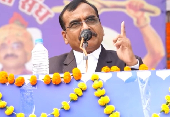 'जब तक कोई ब्राह्मण अपनी बेटी मेरे बेटे को दान ना कर दे...' IAS संतोष वर्मा ने आरक्षण पर विवादित टिप्पणी के बाद मांगी माफी