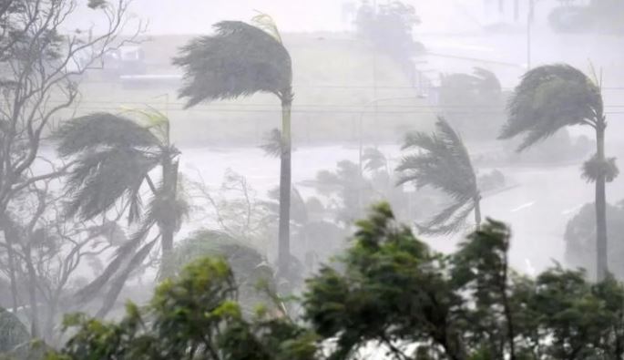 Cyclone in Sri Lanka :  श्रीलंका में चक्रवात Ditwah का कहर , रेस्क्यू टीमें लगातार राहत और बचाव कार्यों में जुटी