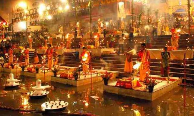 Dev Diwali 2025 : आज देव दिवाली पर करें ये उपाय , माता लक्ष्मी और नारायण करेंगे धनवर्षा