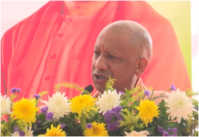 UP के सभी शैक्षणिक संस्थानों में ‘वंदे मातरम’ गायन अनिवार्य किया जाएगा: CM योगी आदित्यनाथ