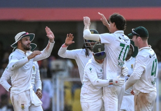 IND vs SA : गुवाहाटी टेस्ट में भारत की अब तक की सबसे शर्मनाक, कोच गंभीर के कार्यकाल में घर पर दूसरी बार सूपड़ा साफ