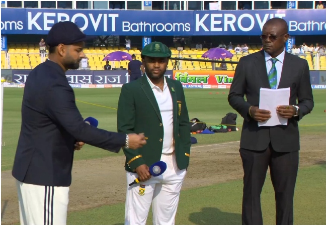 IND vs SA 2nd Test Live: साउथ अफ्रीका ने टॉस जीतकर चुनी गेंदबाजी, भारत के प्लेइंग इलेवन में दो बदलाव