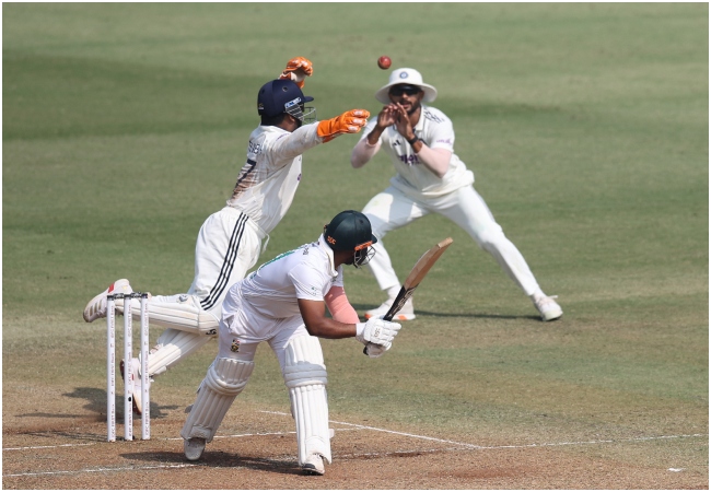 IND vs SA Tea Break: साउथ अफ्रीका 400 रन की बढ़त के करीब, भारत को अब कोई चमत्कार ही दिलाएगा जीत