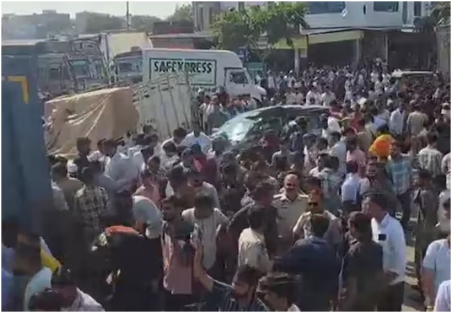 Video- जयपुर में डंपर ने मचाया मौत का तांडव; 5KM तक जो भी सामने आया उसे कुचला, 10 लोगों की गयी जान और 40 घायल