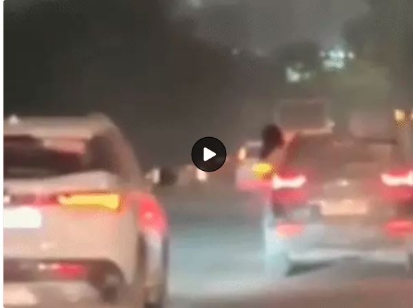 Video Viral : लखनऊ में युवती का कार में बिना कपड़ों का सफर, एक-एक कर उतार दिए कपड़े