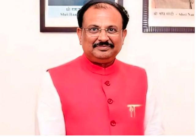 योगी सरकार में मंत्री रघुराज सिंह, बोले- जो जितना अधिक पढ़ा-लिखा मुसलमान, वह उतना बड़ा है आतंकवादी