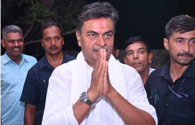 बिहार चुनाव में धमाकेदार जीत के बाद भाजपा का बड़ा एक्शन, पूर्व केंद्रीय मंत्री आरके सिंह को पार्टी से किया आउट