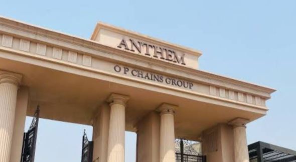 आगरा के बेईमान बिल्डर ओपी चेन्स की दबंगई : कोर्ट के आदेश को भी नहीं मानता, आखिर क्यों नहीं कसा रहा शिकंजा?