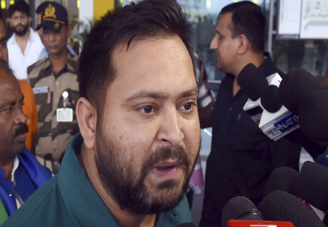 Bihar Election 2025 : Exit Poll के बाद तेजस्वी यादव ने कहा- कोई गुंजाइश नहीं रह गई है