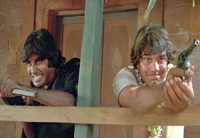 50 साल बाद 'शोले' इस दिन दोबारा होगी रिलीज, फिल्म देखने के लिए फैंस की बढ़ी एक्सइटमेंट