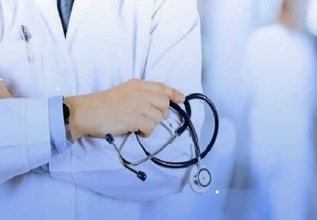 शाहीन से मेरे ताल्लुकात नहीं, GSVM मेडिकल कॉलेज से अचानक लापता डॉक्टर ने दी सफाई