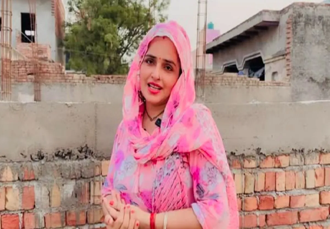 Viral Video : गंगा में डुबकी लगती दिखी सीमा हैदर , लंबे समय बाद वीडियो हुआ वायरल