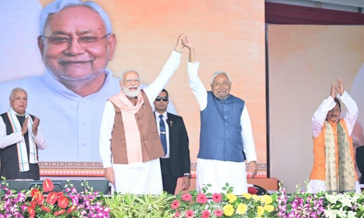 बिहार की एनडीए सरकार के शपथ समारोह में रखा गया जातीय गणित का ध्यान, सबसे ज्यादा दलित समाज से बने मंत्री